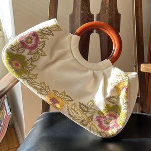 DV Collection embroidered canvas purse with wood bangle handle